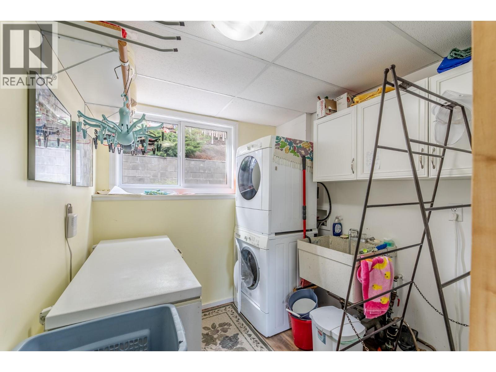 7315 Higgin Avenue Property Photo 29
