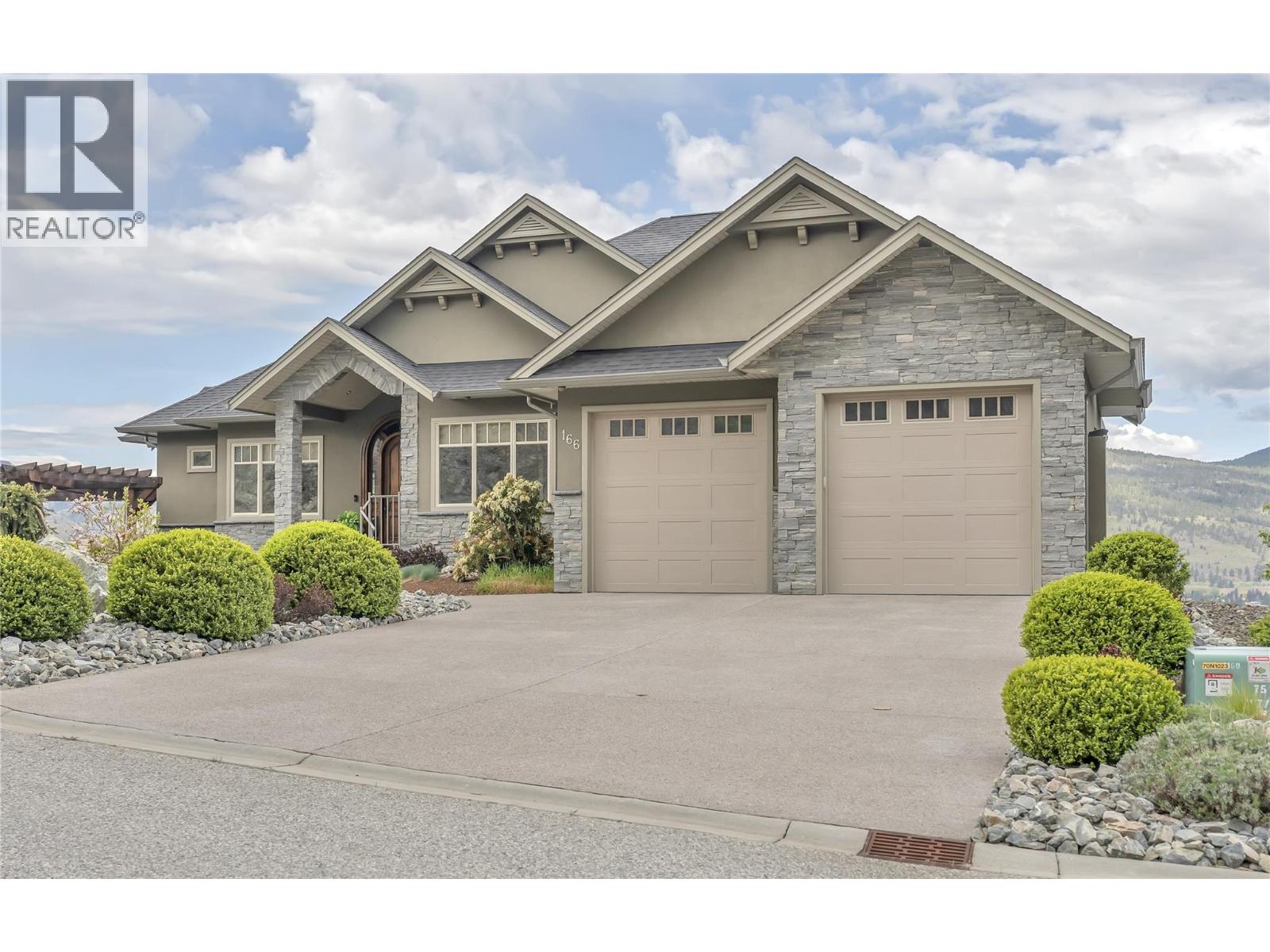 166 Vintage Boulevard Property Photo 4