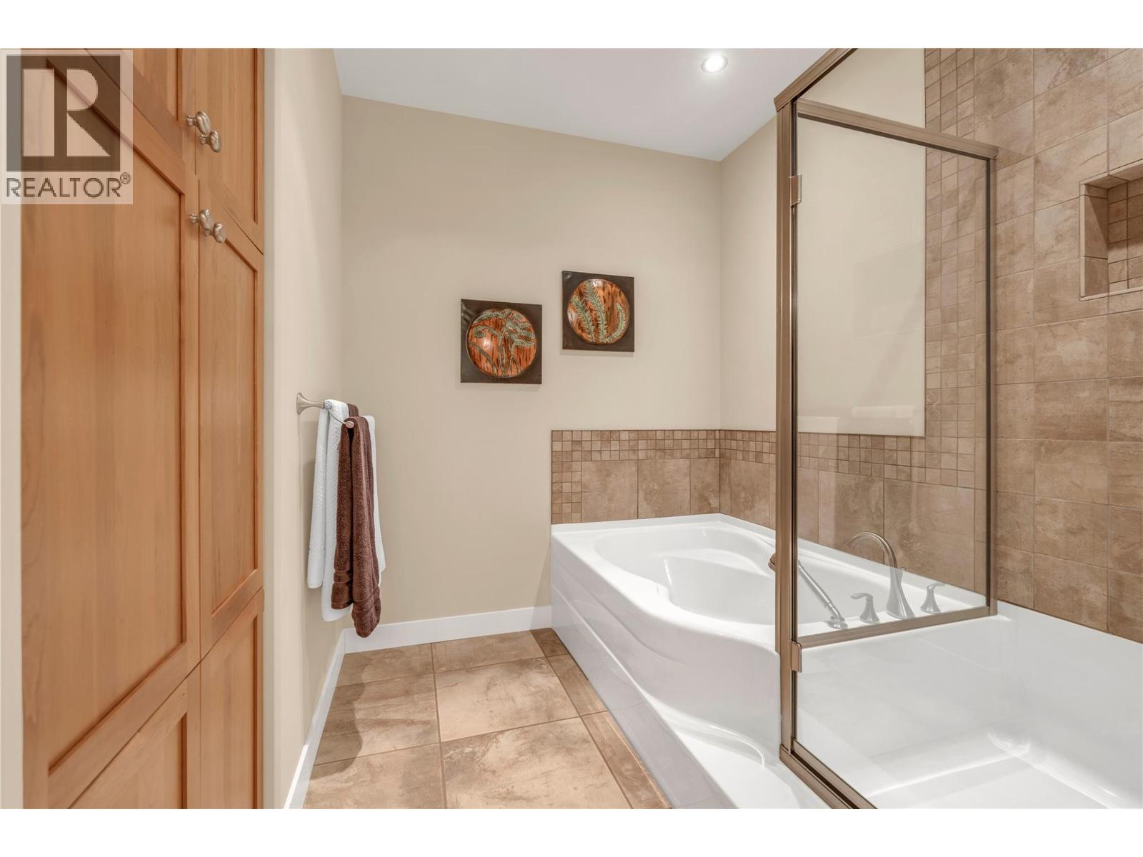 166 Vintage Boulevard Property Photo 40