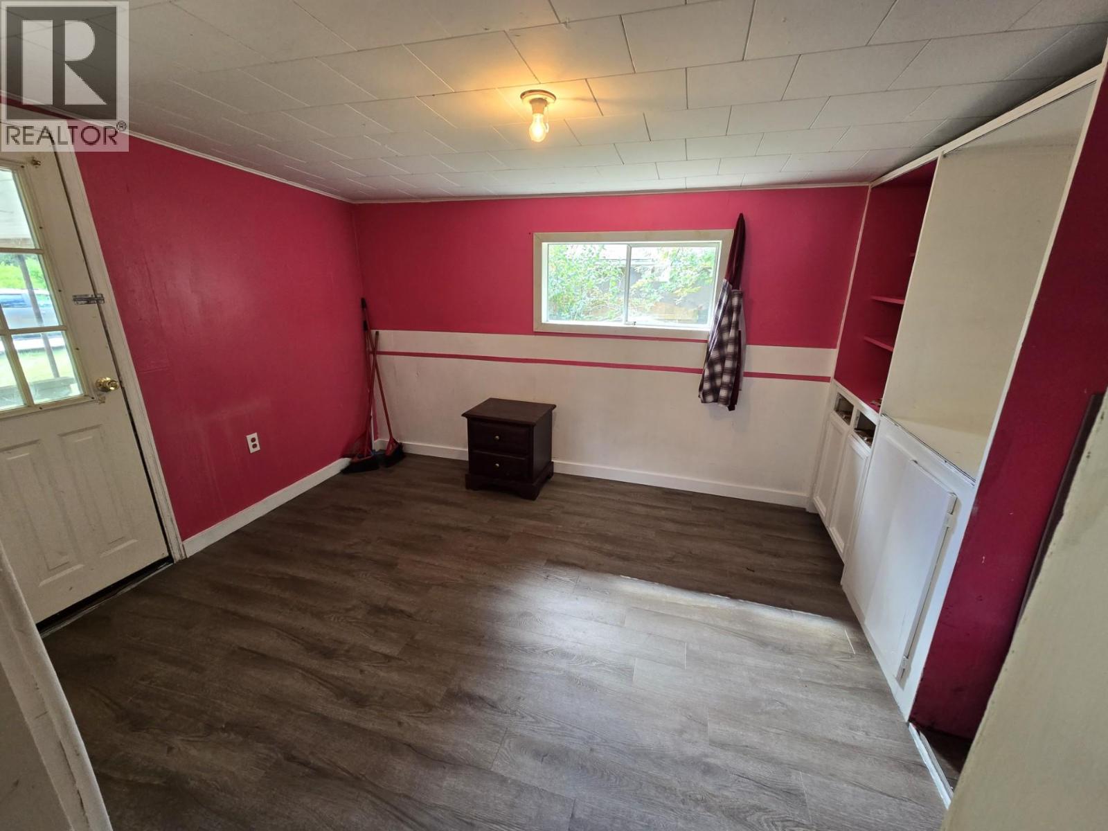 300 3rd Avenue Property Photo 8