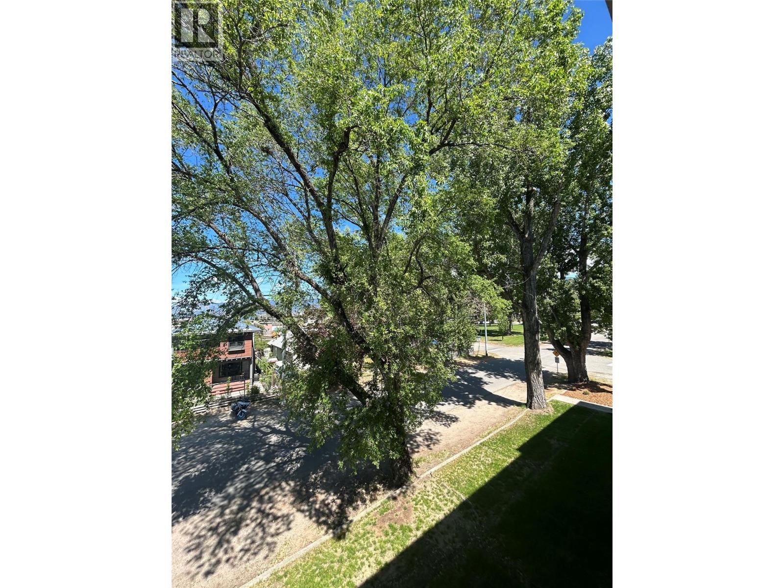 922 Dynes Avenue Unit# 208 Property Photo 11