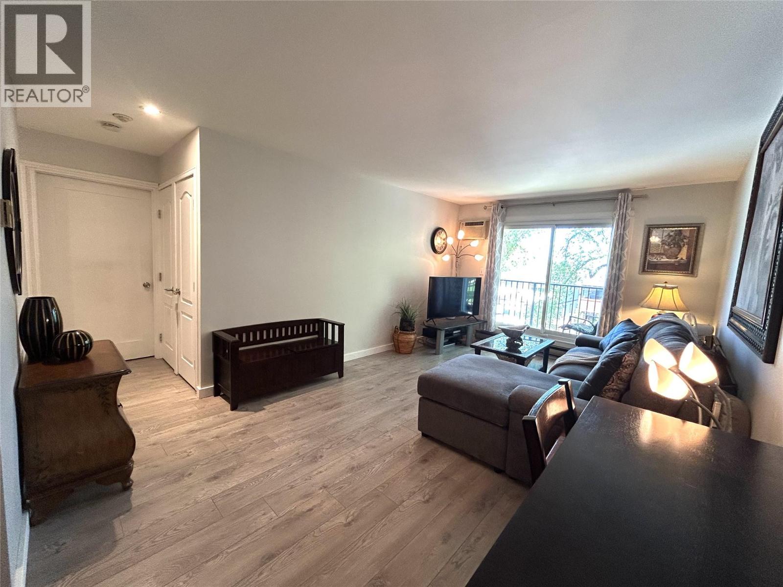 922 Dynes Avenue Unit# 208 Property Photo 17
