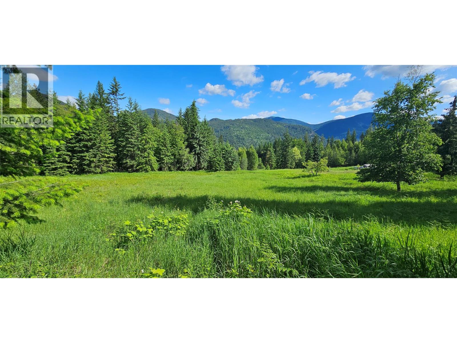 4020 Kays Road Property Photo 1