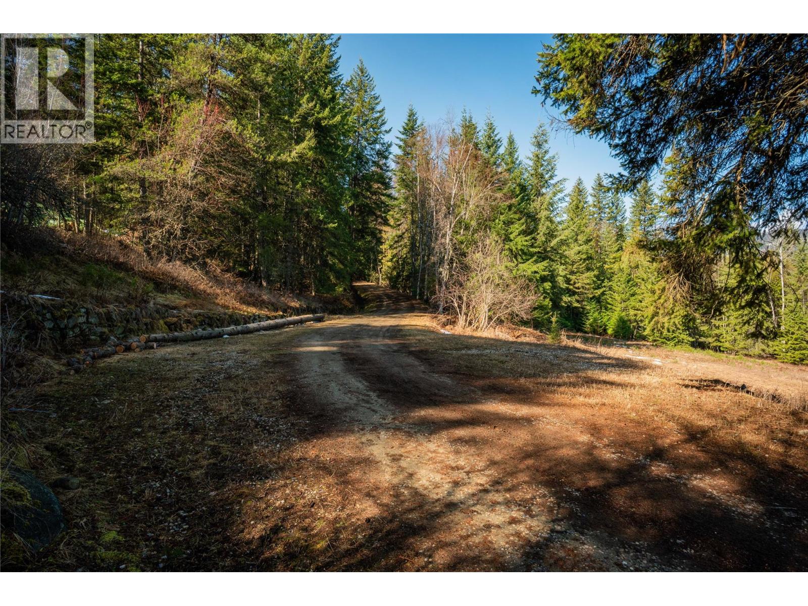 4020 Kays Road Property Photo 11