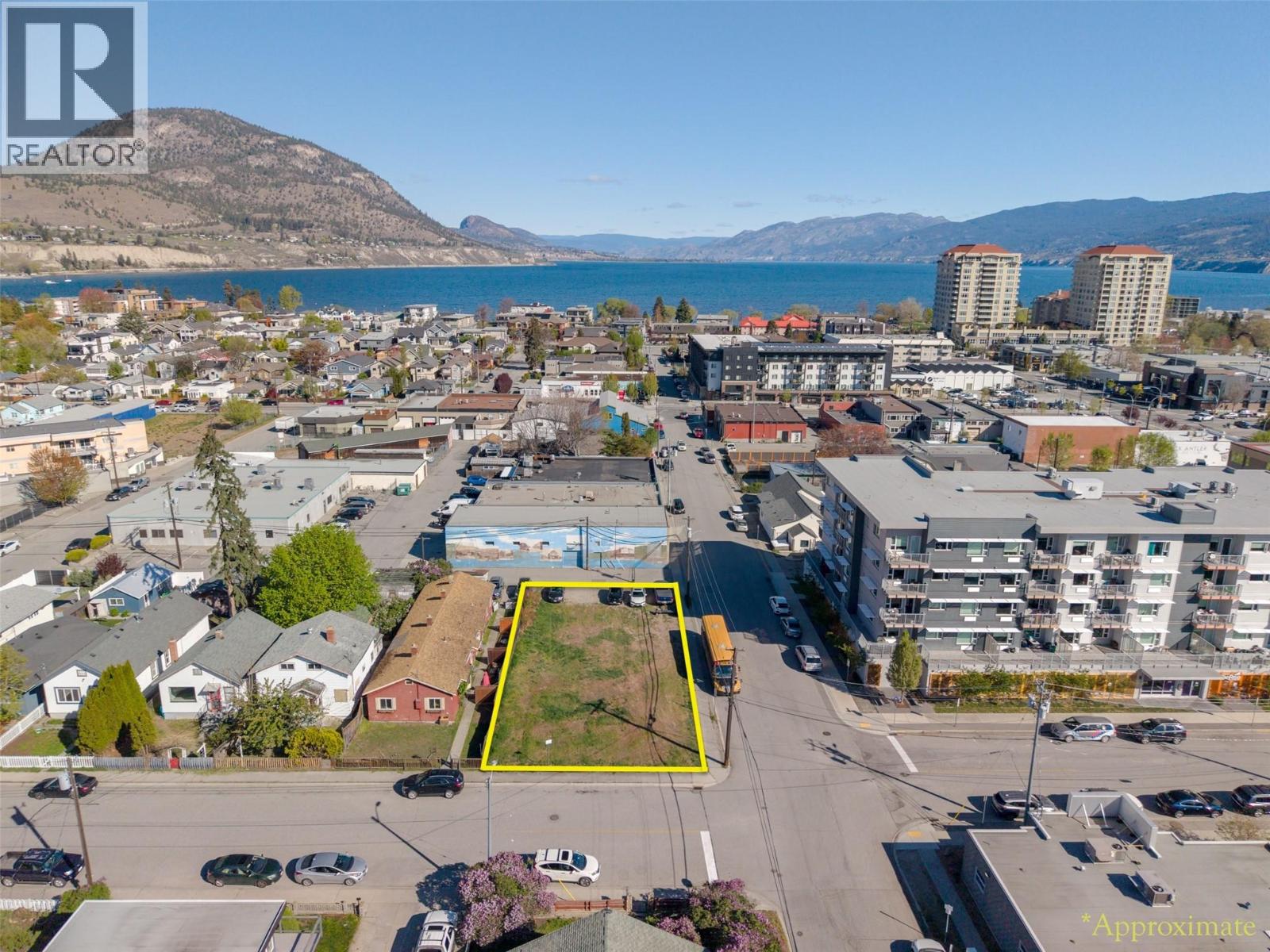 303 Nanaimo Avenue W Property Photo 1