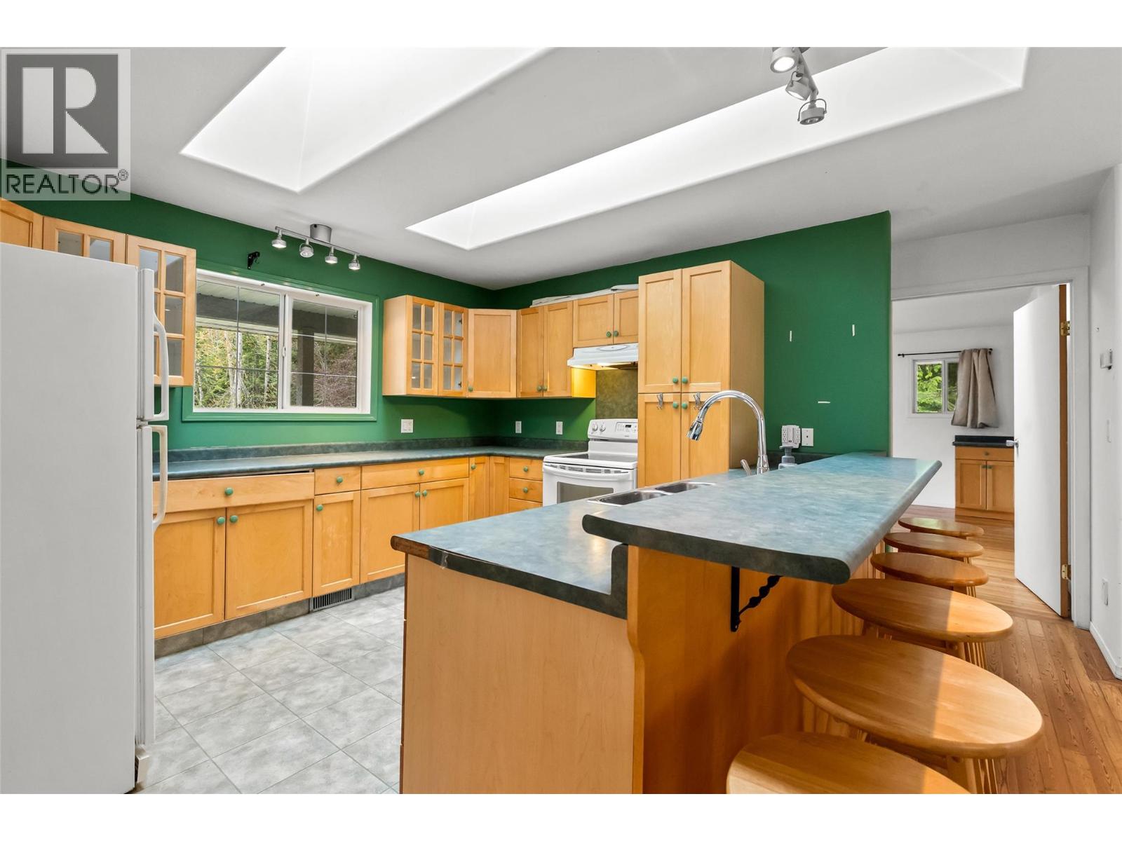 4484 3 Highway Property Photo 6