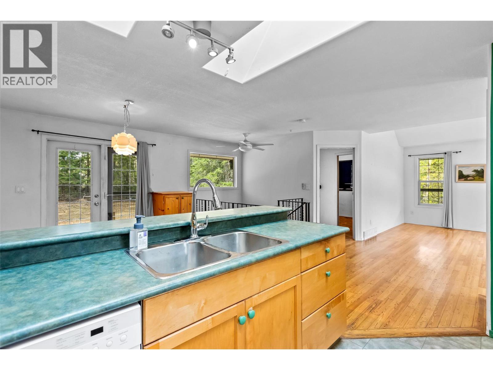 4484 3 Highway Property Photo 9
