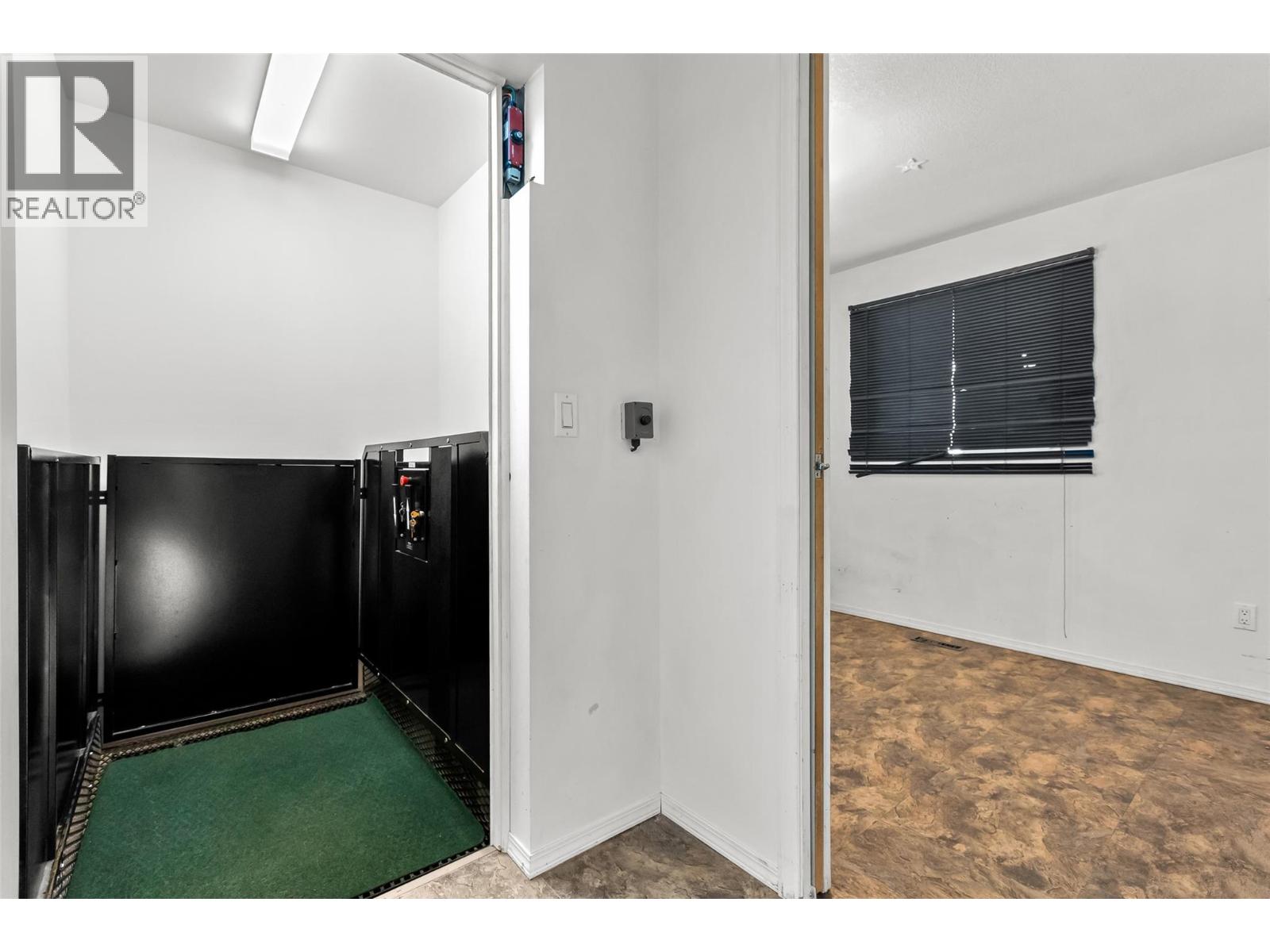 4484 3 Highway Property Photo 16