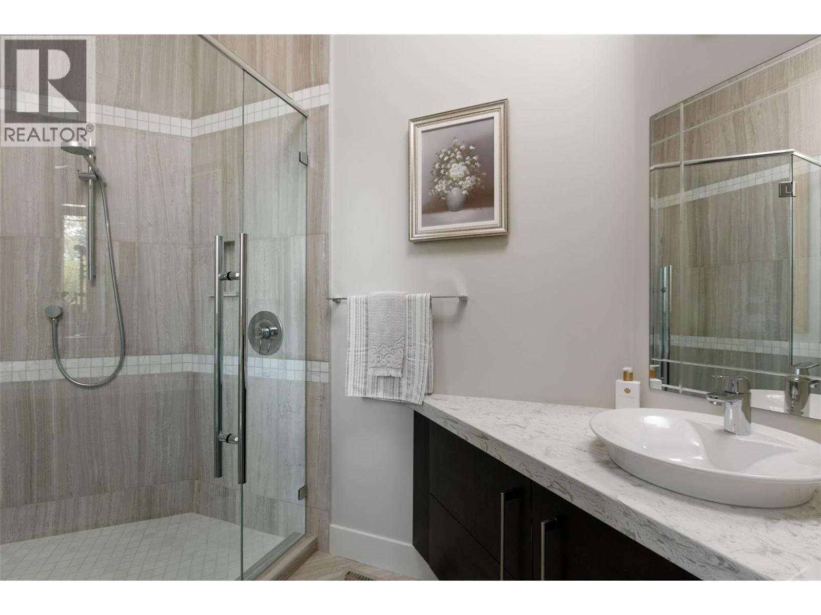 4326- 4330 Bedford Lane Property Photo 37