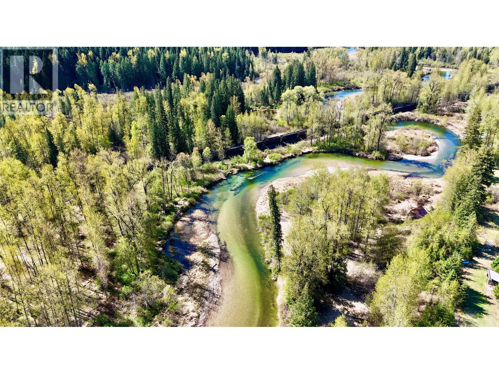 5704 Trans Canada Highway Property Photo 41