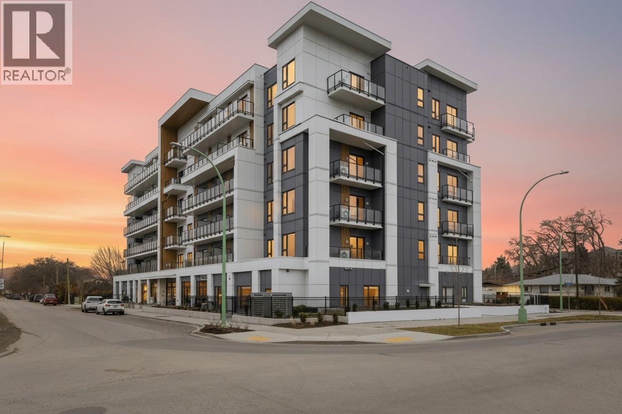 1390 Pridham Avenue Unit# TH4 Lot# 3