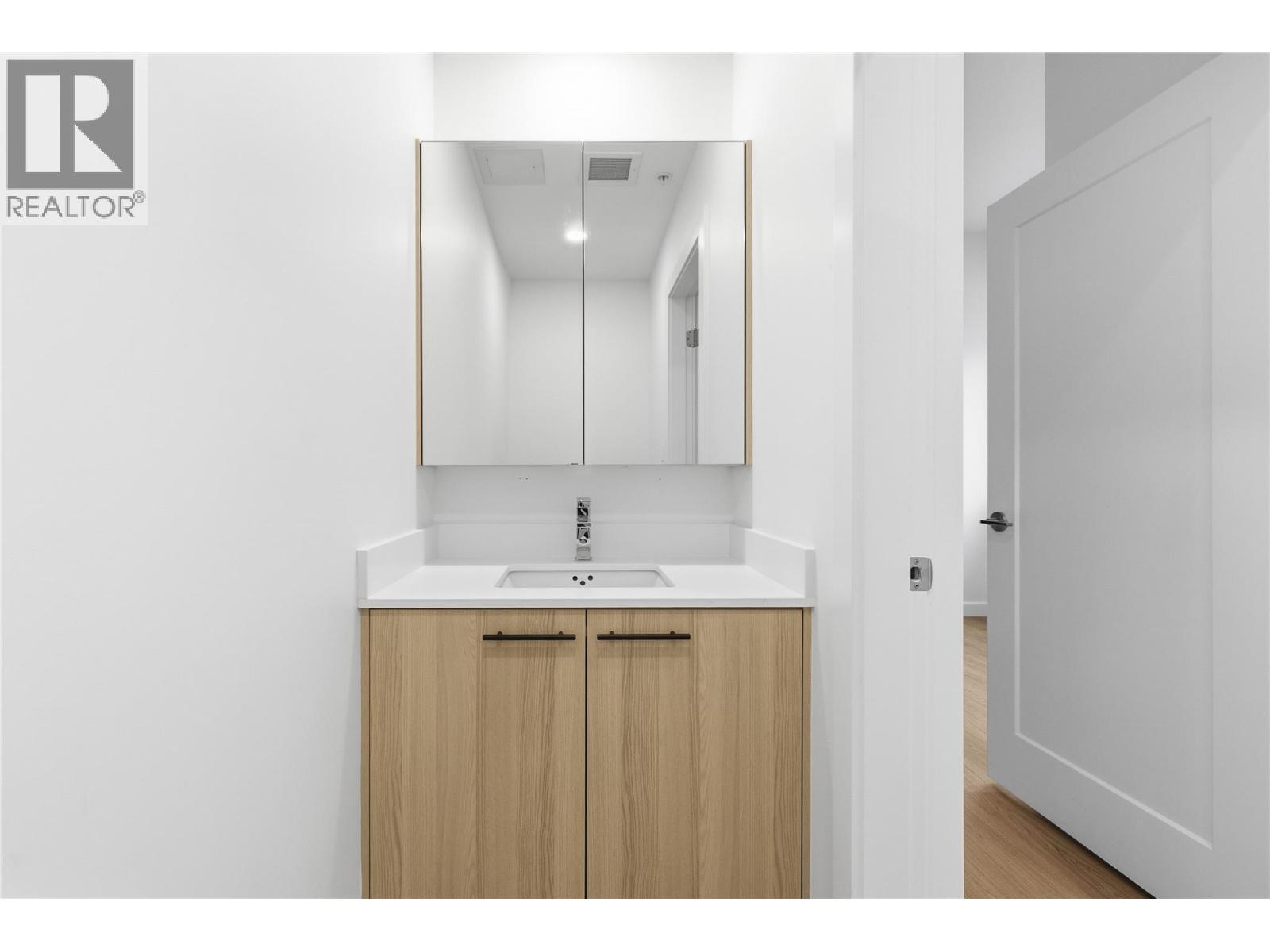 1390 Pridham Avenue Unit# Th4 Lot# 3 Property Photo 27