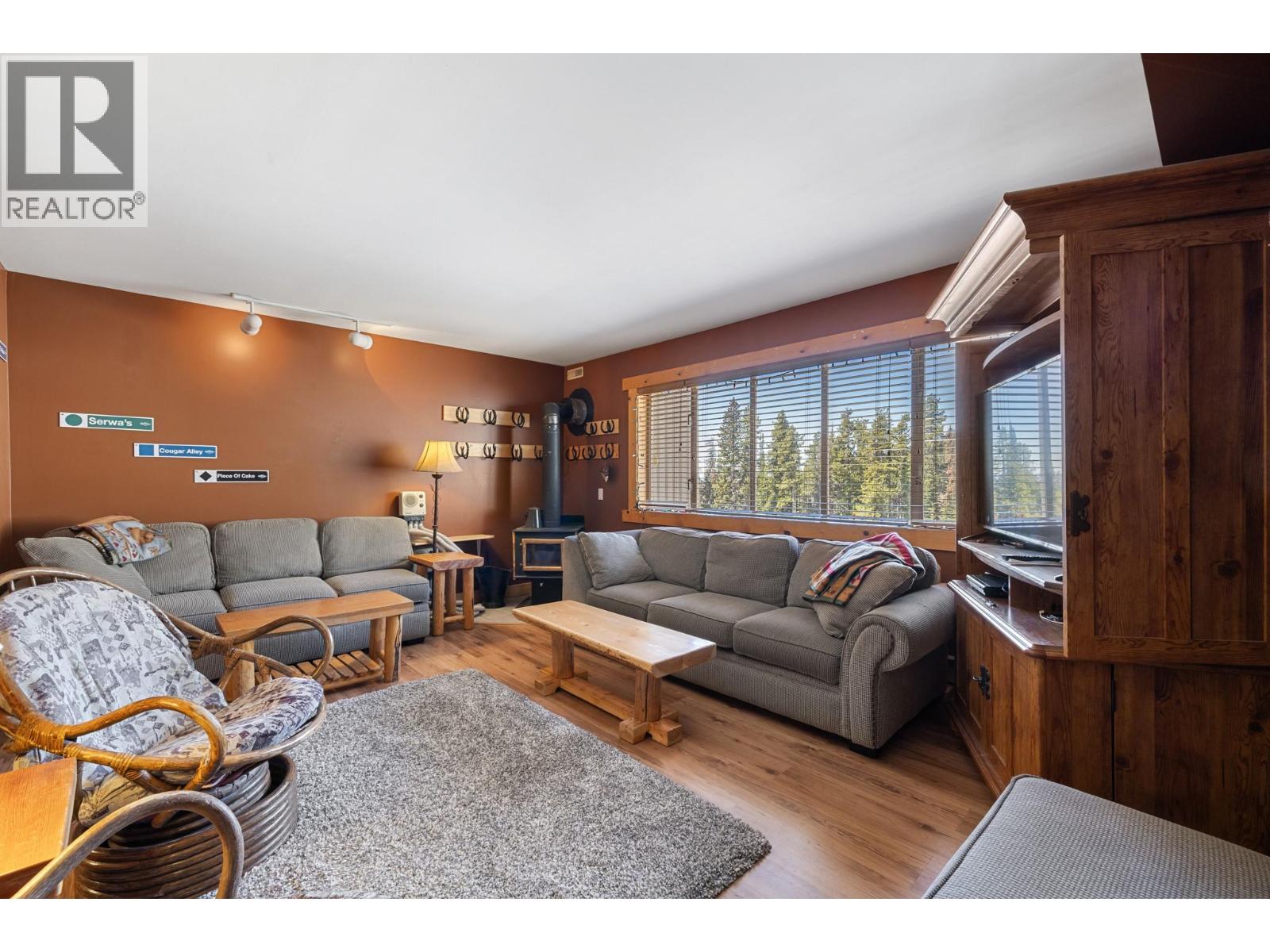 7375 Porcupine Road Unit# B3 Property Photo 2