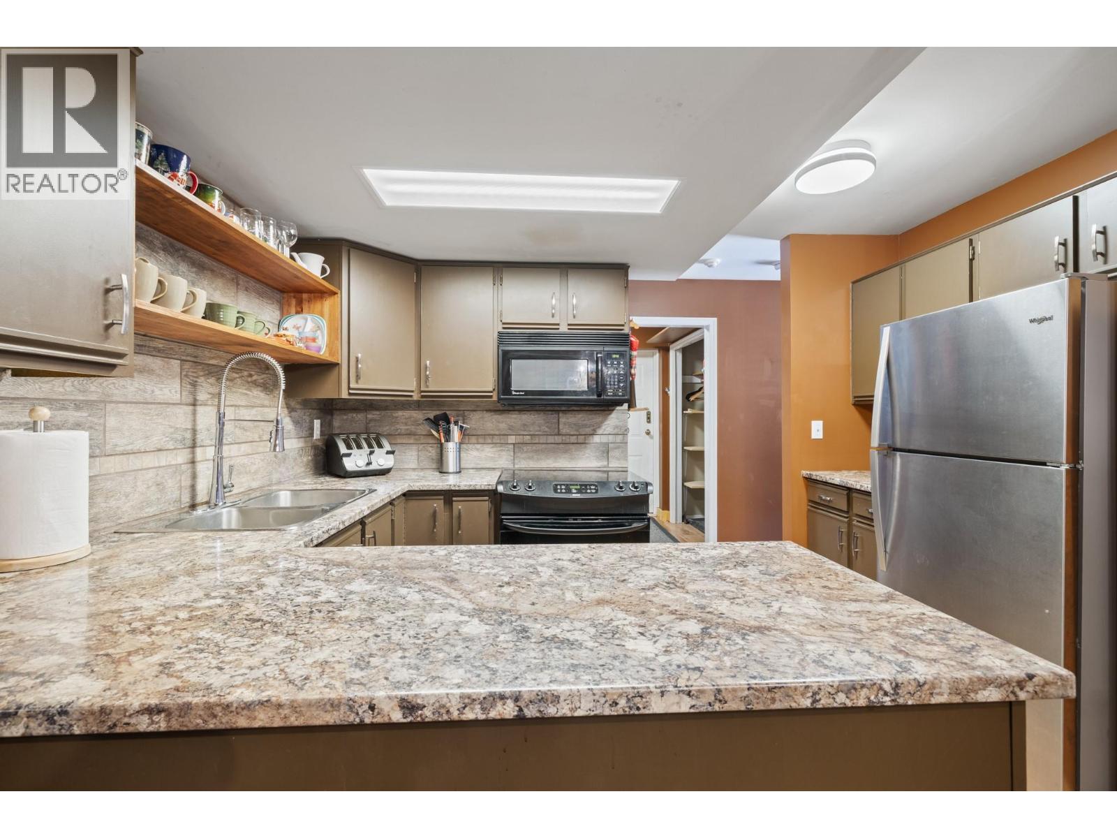 7375 Porcupine Road Unit# B3 Property Photo 6