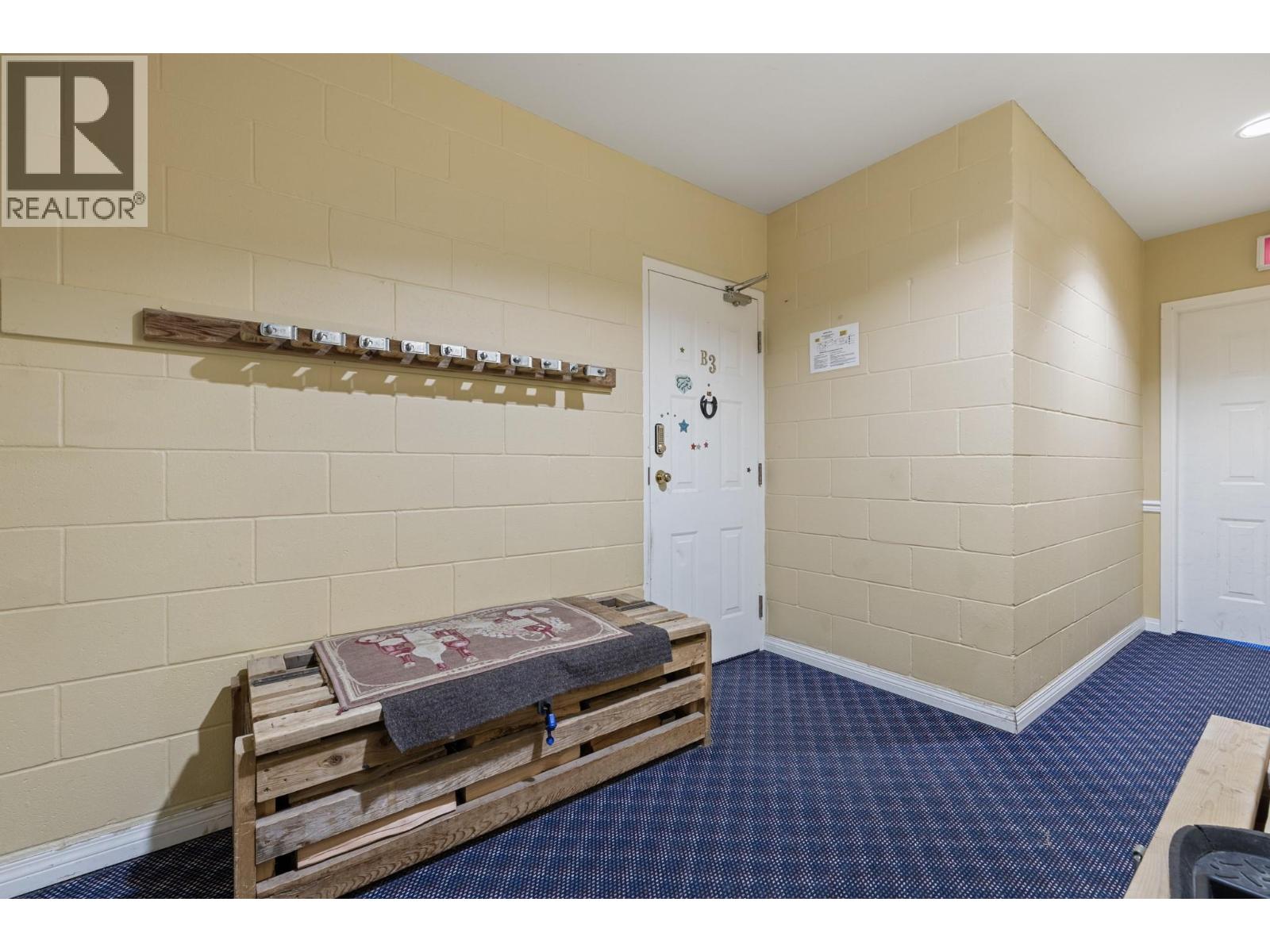 7375 Porcupine Road Unit# B3 Property Photo 20