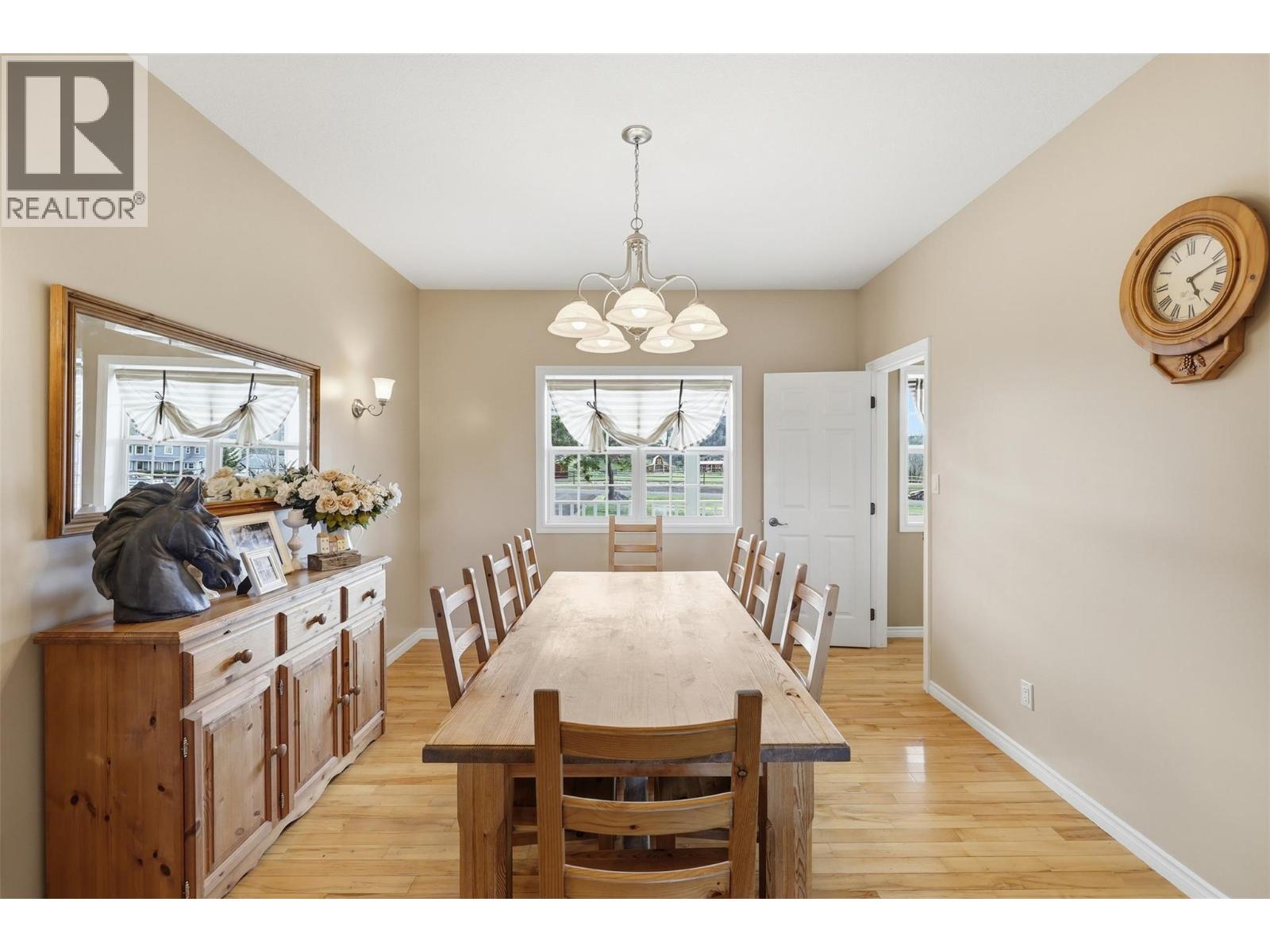 1956 Gardiner Road Property Photo 19