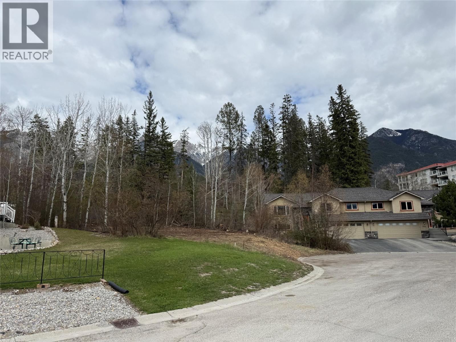 Lot 6 Aspen Grove Place Property Photo 11