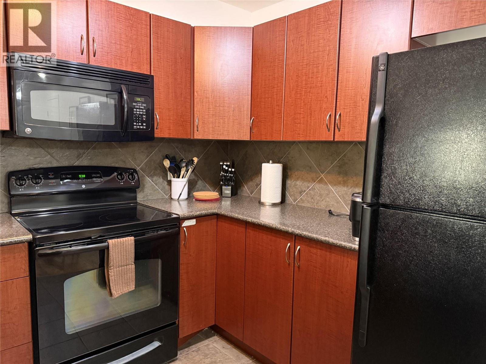 205 Third Avenue Unit# 2219 Property Photo 7