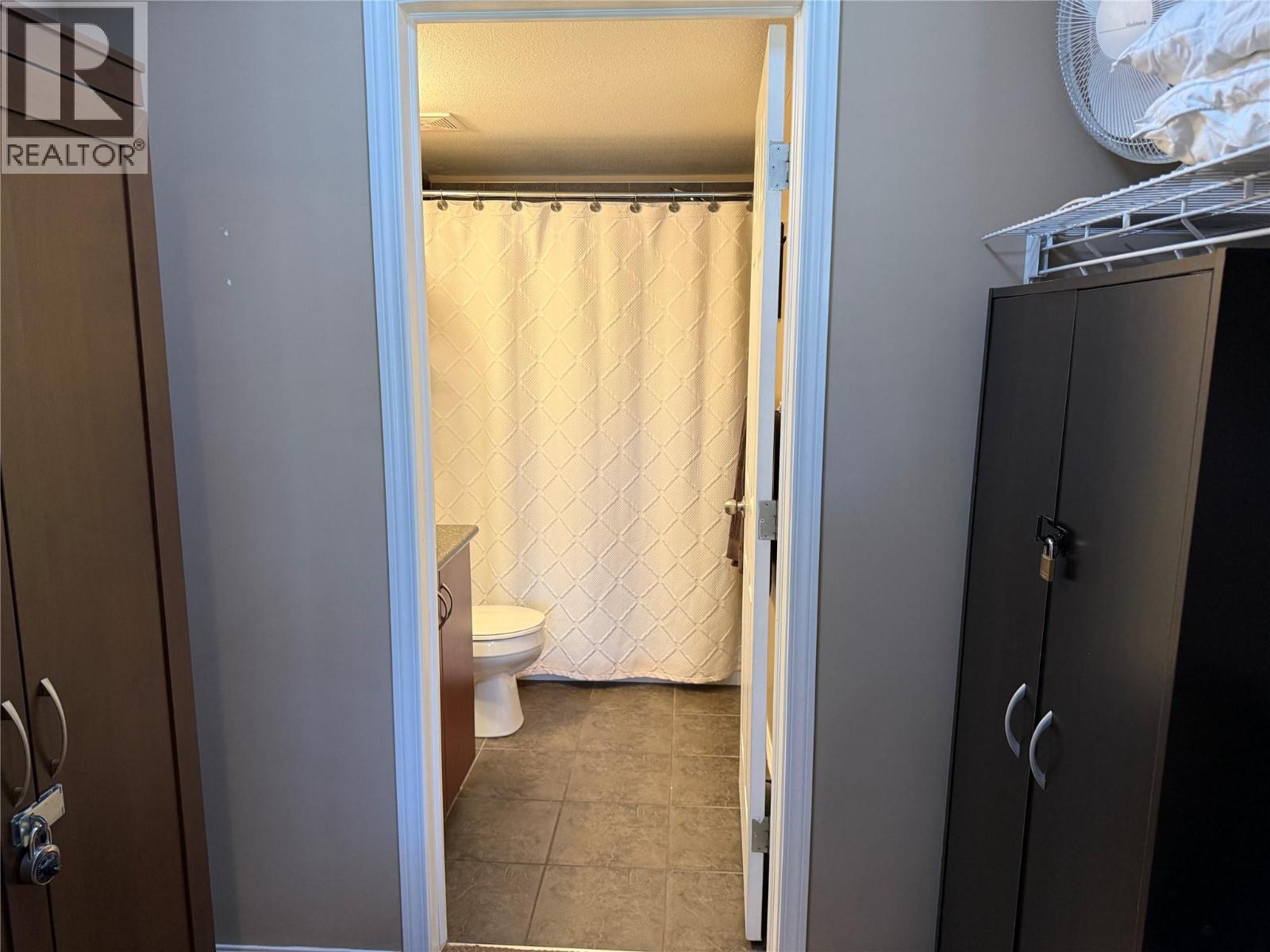 205 Third Avenue Unit# 2219 Property Photo 15