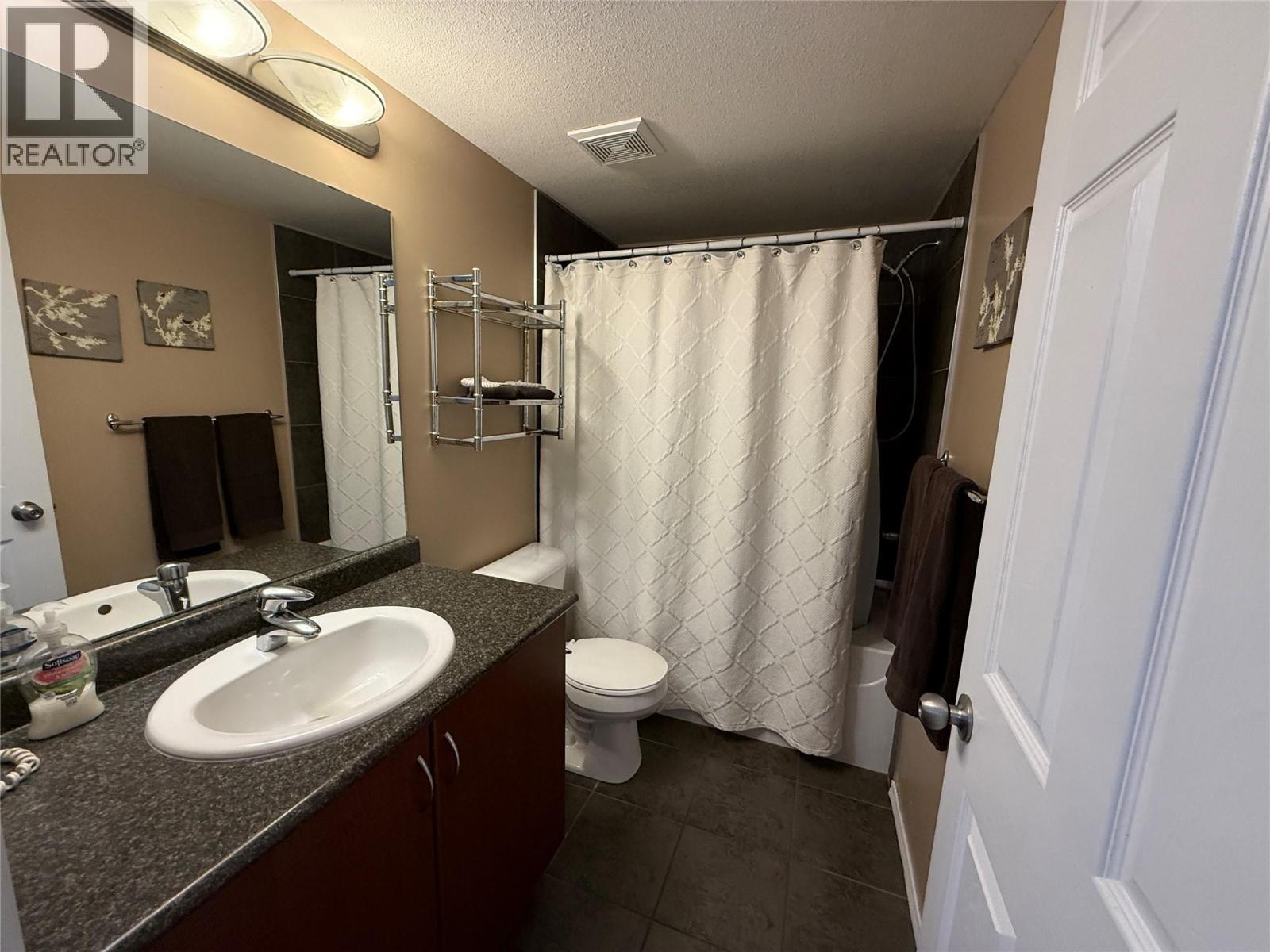 205 Third Avenue Unit# 2219 Property Photo 20