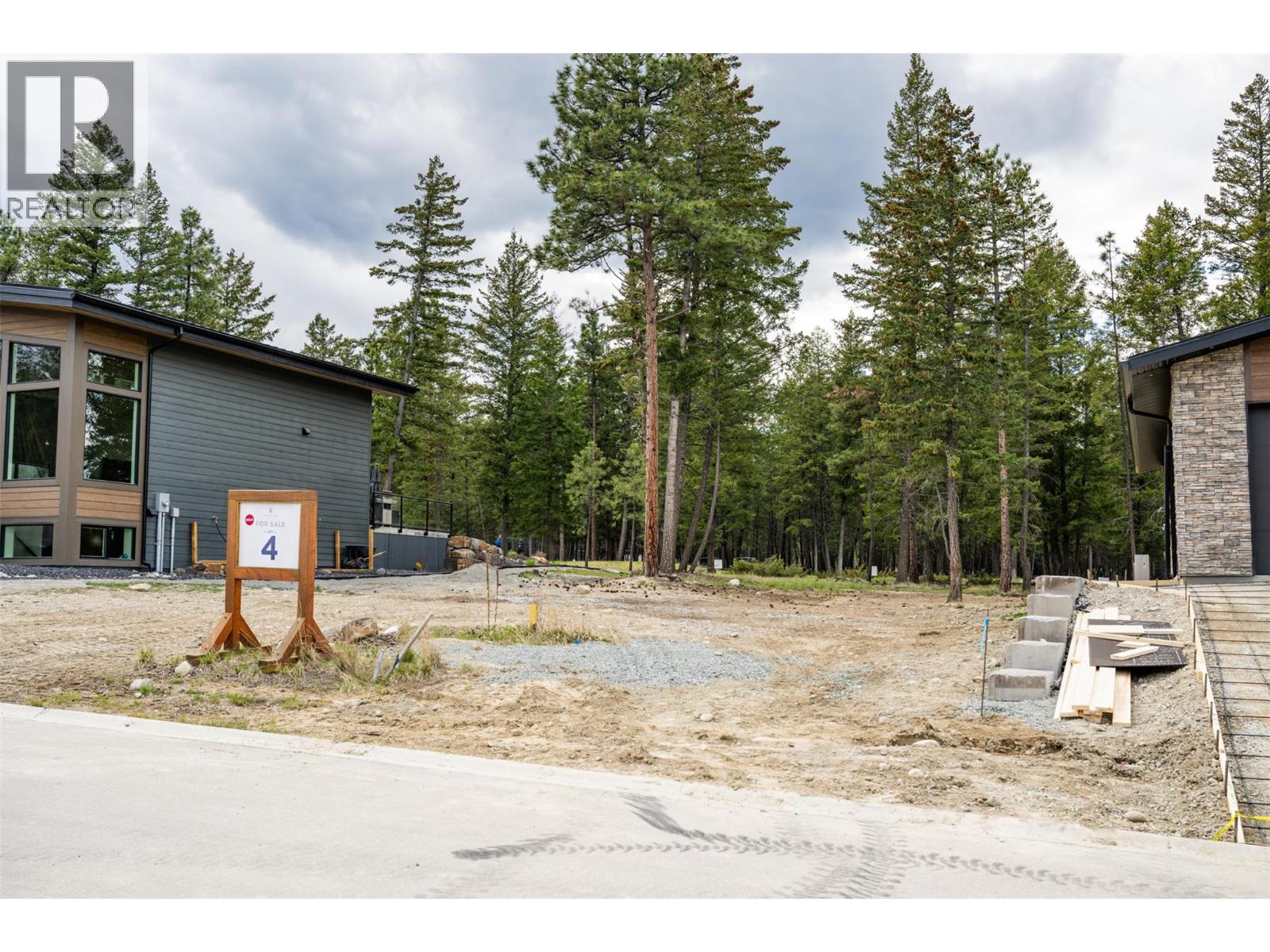 433 Wildstone Close N Lot# 4 Property Photo 12