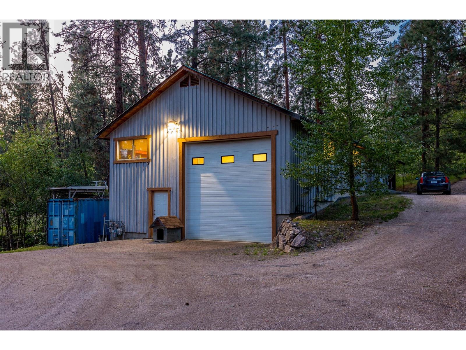 17142 Commonage Road Property Photo 11
