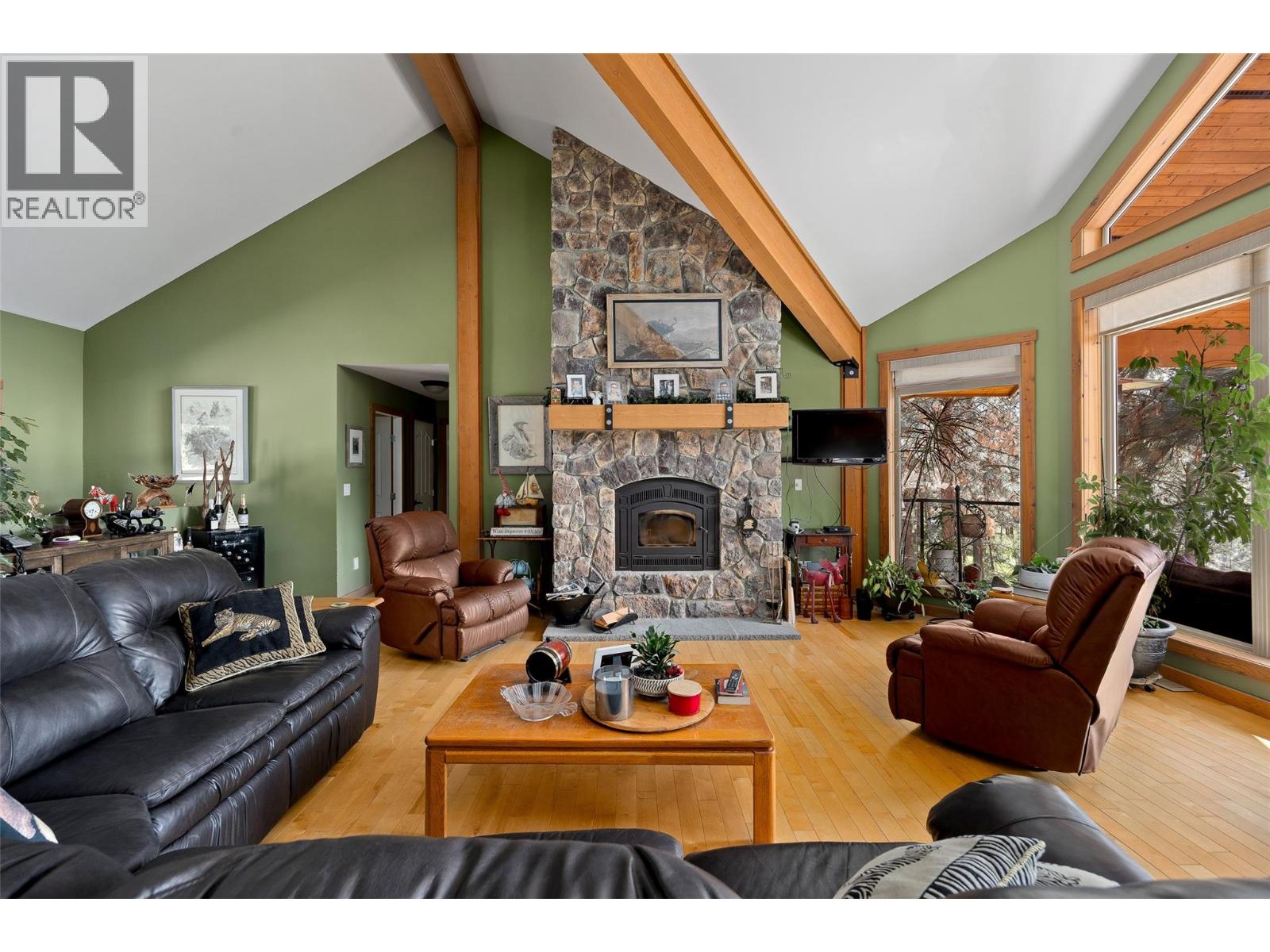 17142 Commonage Road Property Photo 14