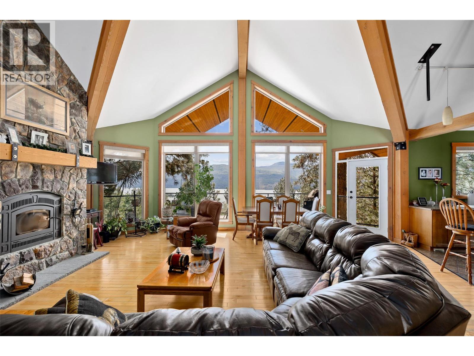 17142 Commonage Road Property Photo 15