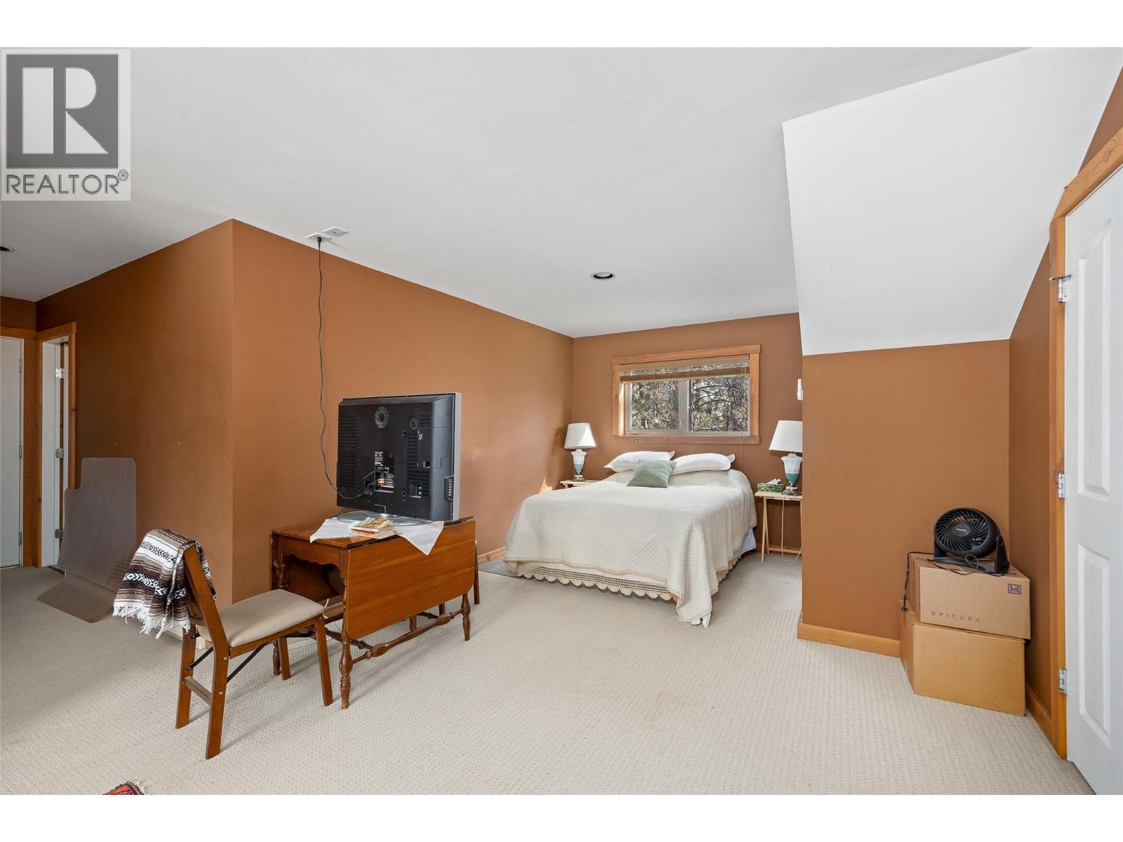 17142 Commonage Road Property Photo 31