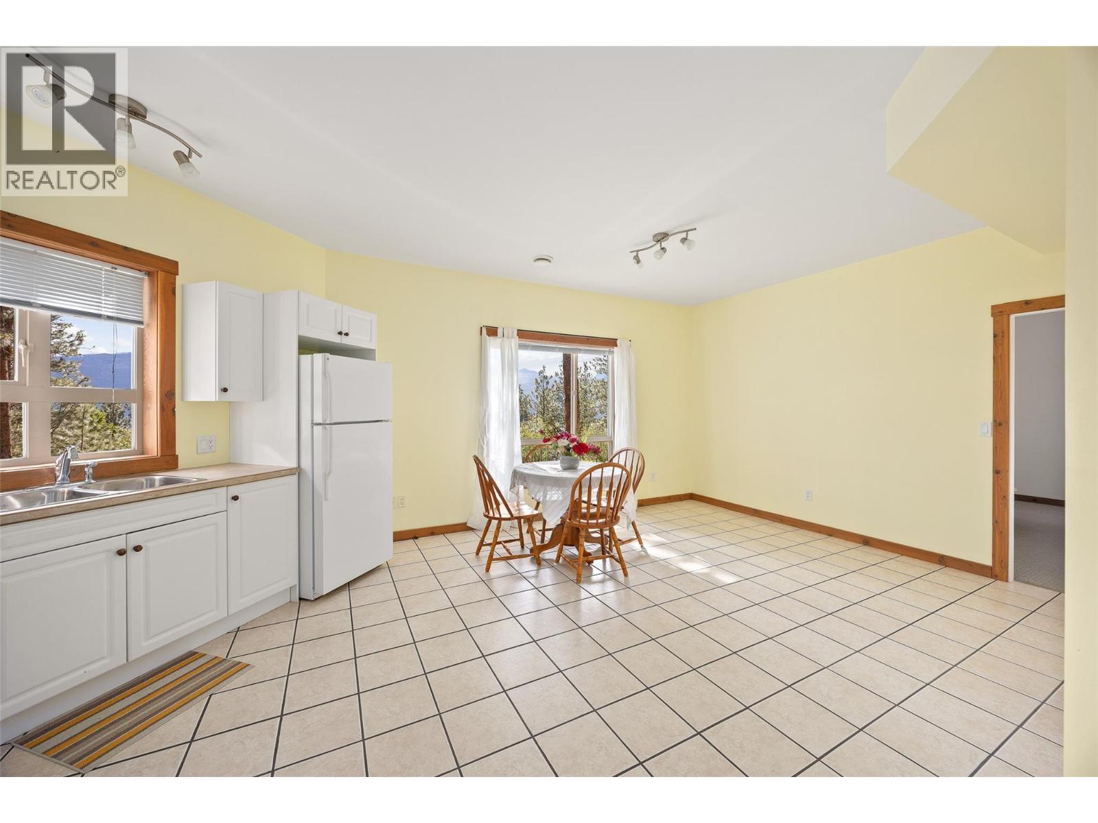 17142 Commonage Road Property Photo 39