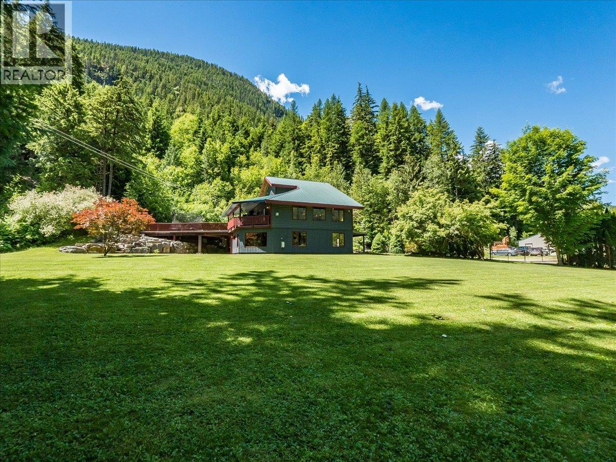 2809 Slocan Valley West Road Property Photo 5