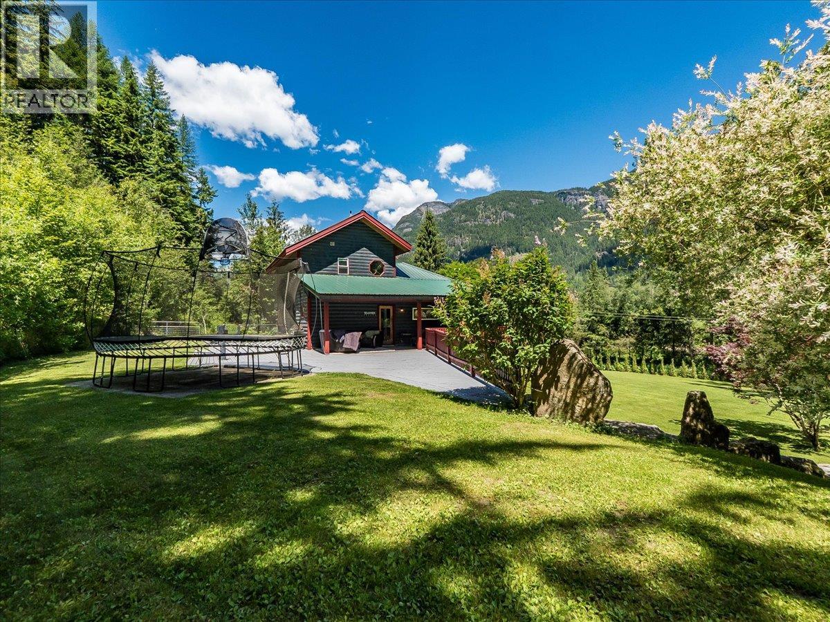 2809 Slocan Valley West Road Property Photo 19