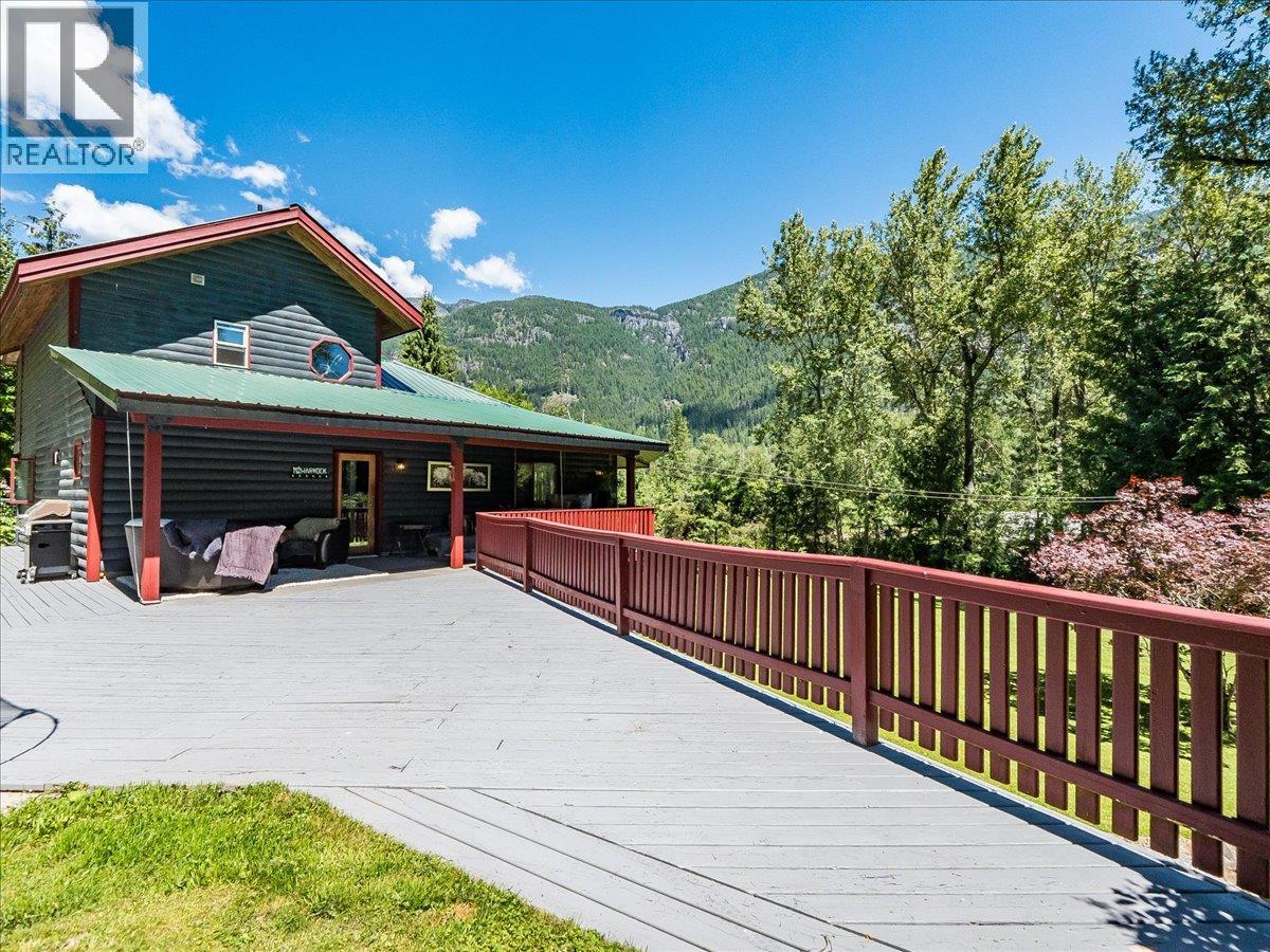 2809 Slocan Valley West Road Property Photo 20