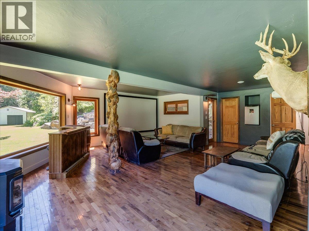 2809 Slocan Valley West Road Property Photo 27