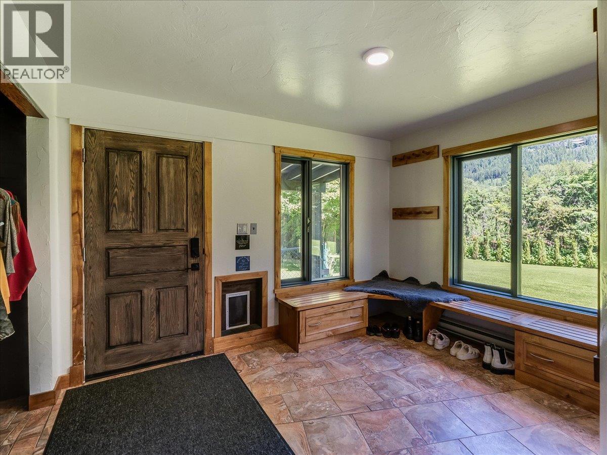 2809 Slocan Valley West Road Property Photo 27