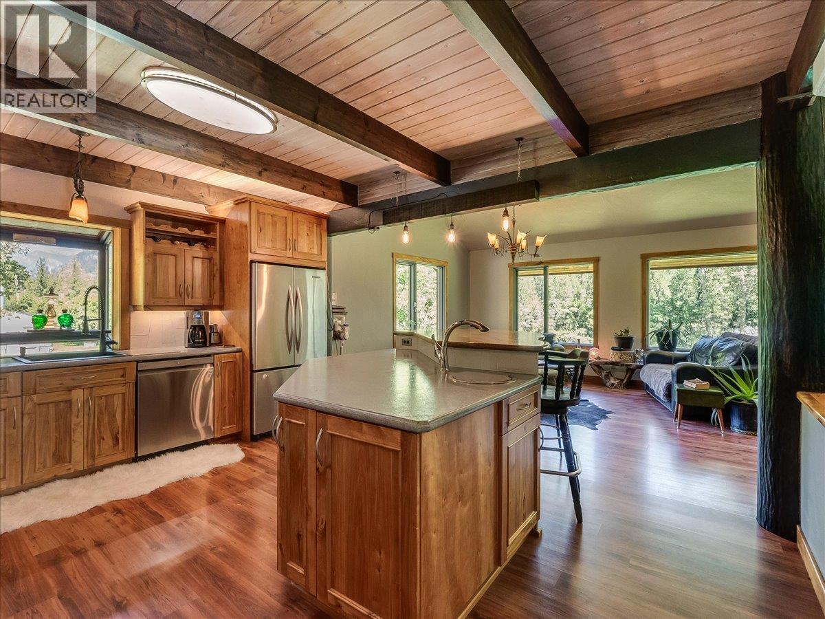 2809 Slocan Valley West Road Property Photo 37