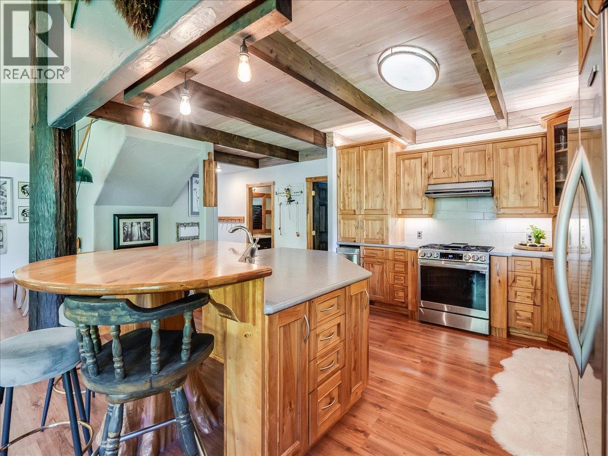 2809 Slocan Valley West Road Property Photo 40