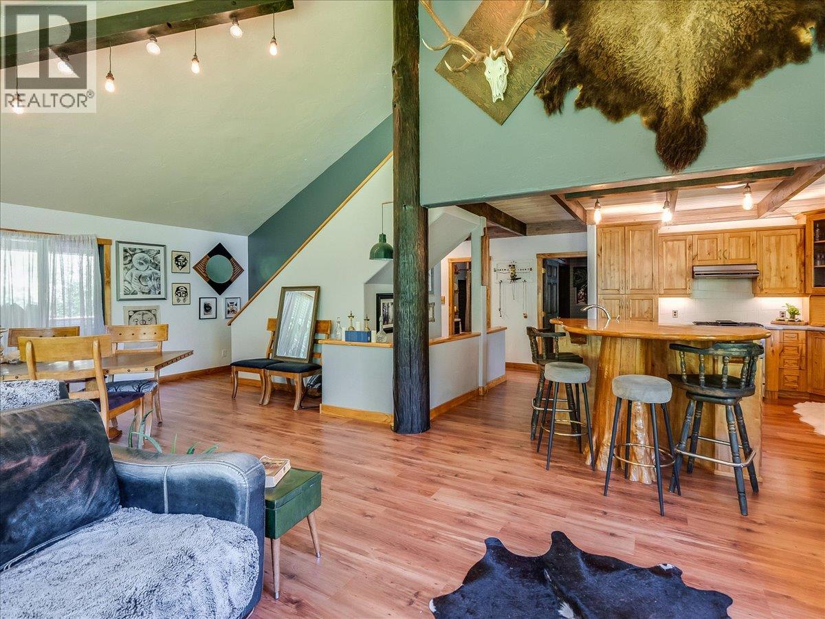 2809 Slocan Valley West Road Property Photo 44