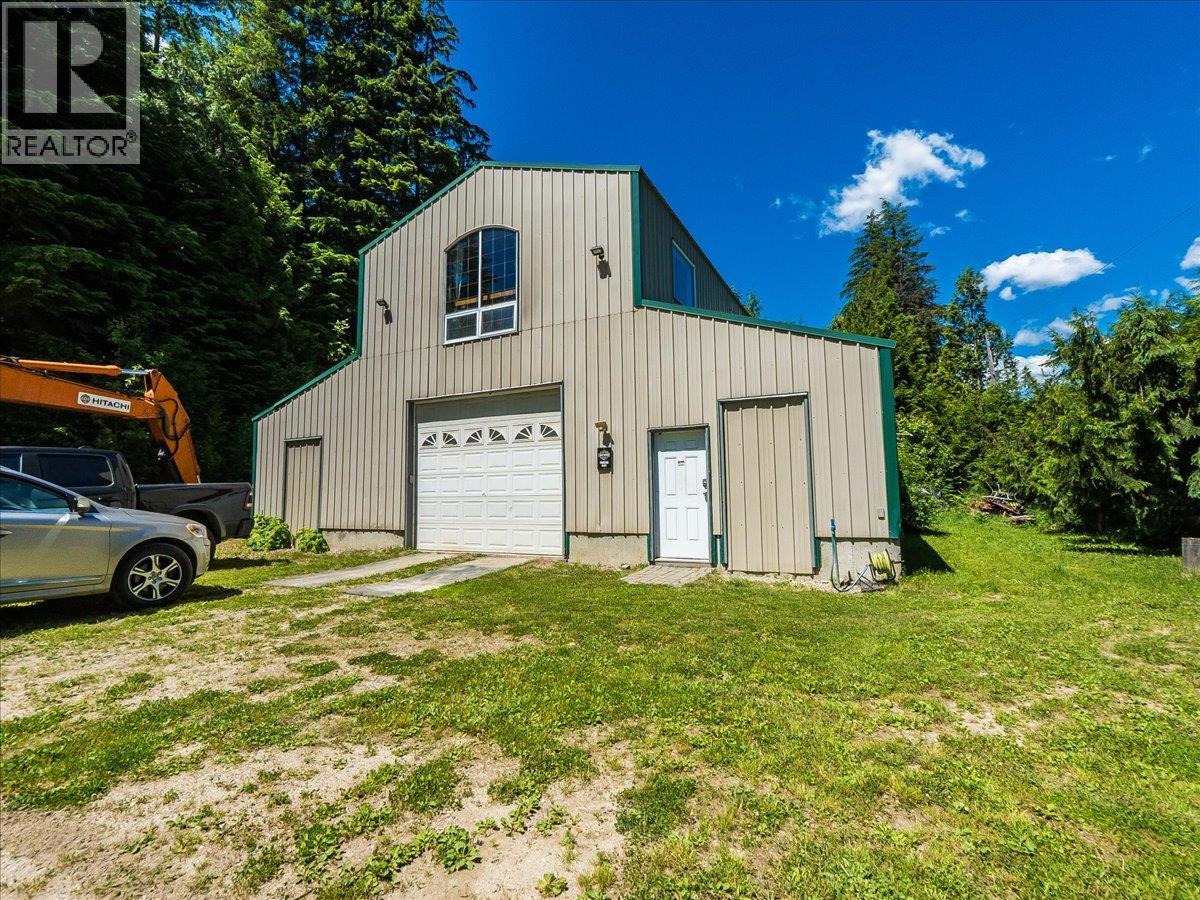 2809 Slocan Valley West Road Property Photo 63