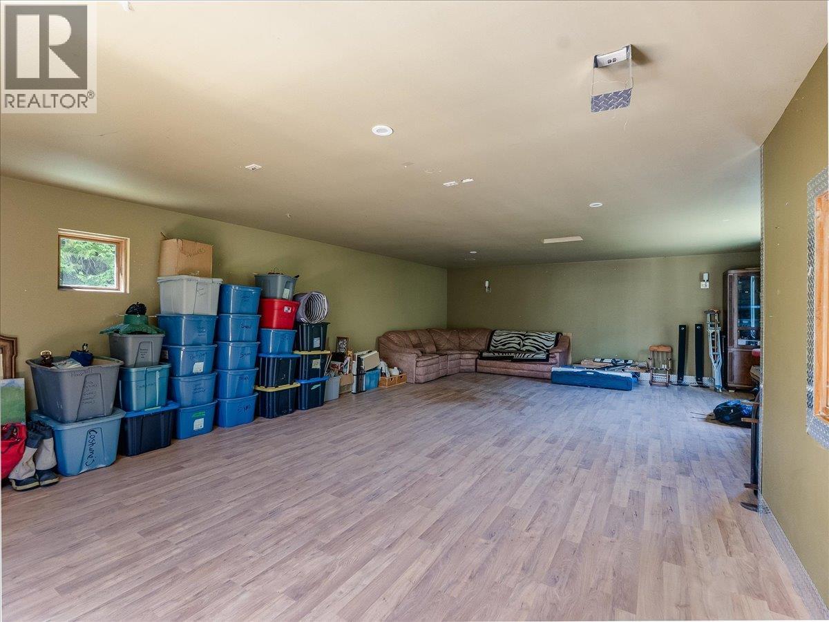 2809 Slocan Valley West Road Property Photo 70