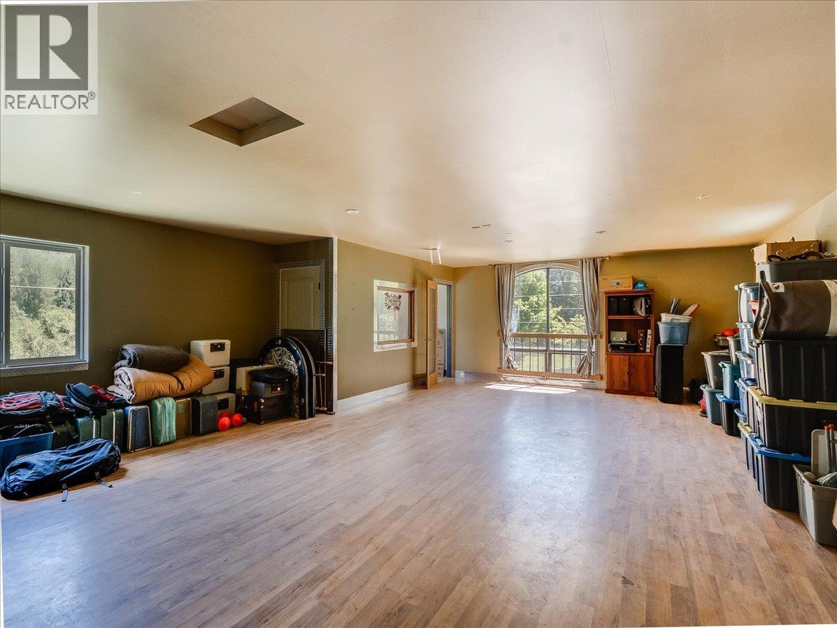 2809 Slocan Valley West Road Property Photo 71