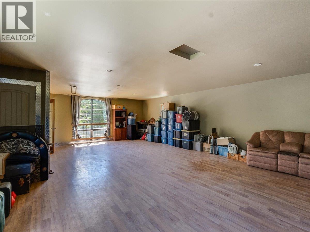 2809 Slocan Valley West Road Property Photo 72