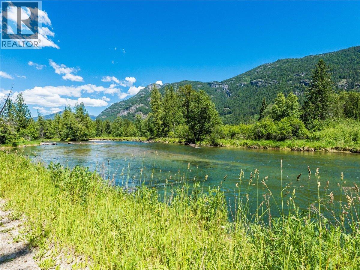 2809 Slocan Valley West Road Property Photo 77