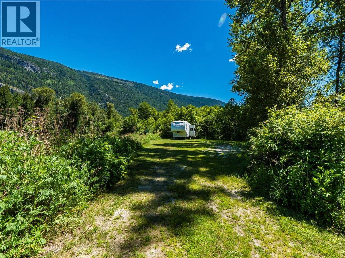 2809 Slocan Valley West Road Property Photo 78
