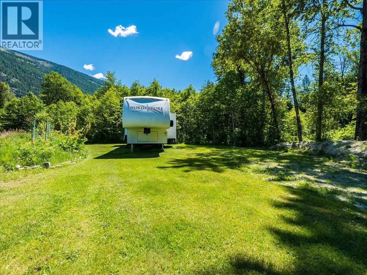 2809 Slocan Valley West Road Property Photo 81