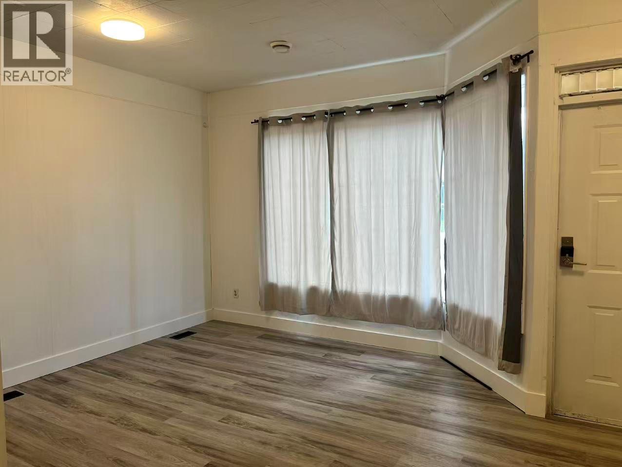 600 Wade Avenue W Property Photo 12