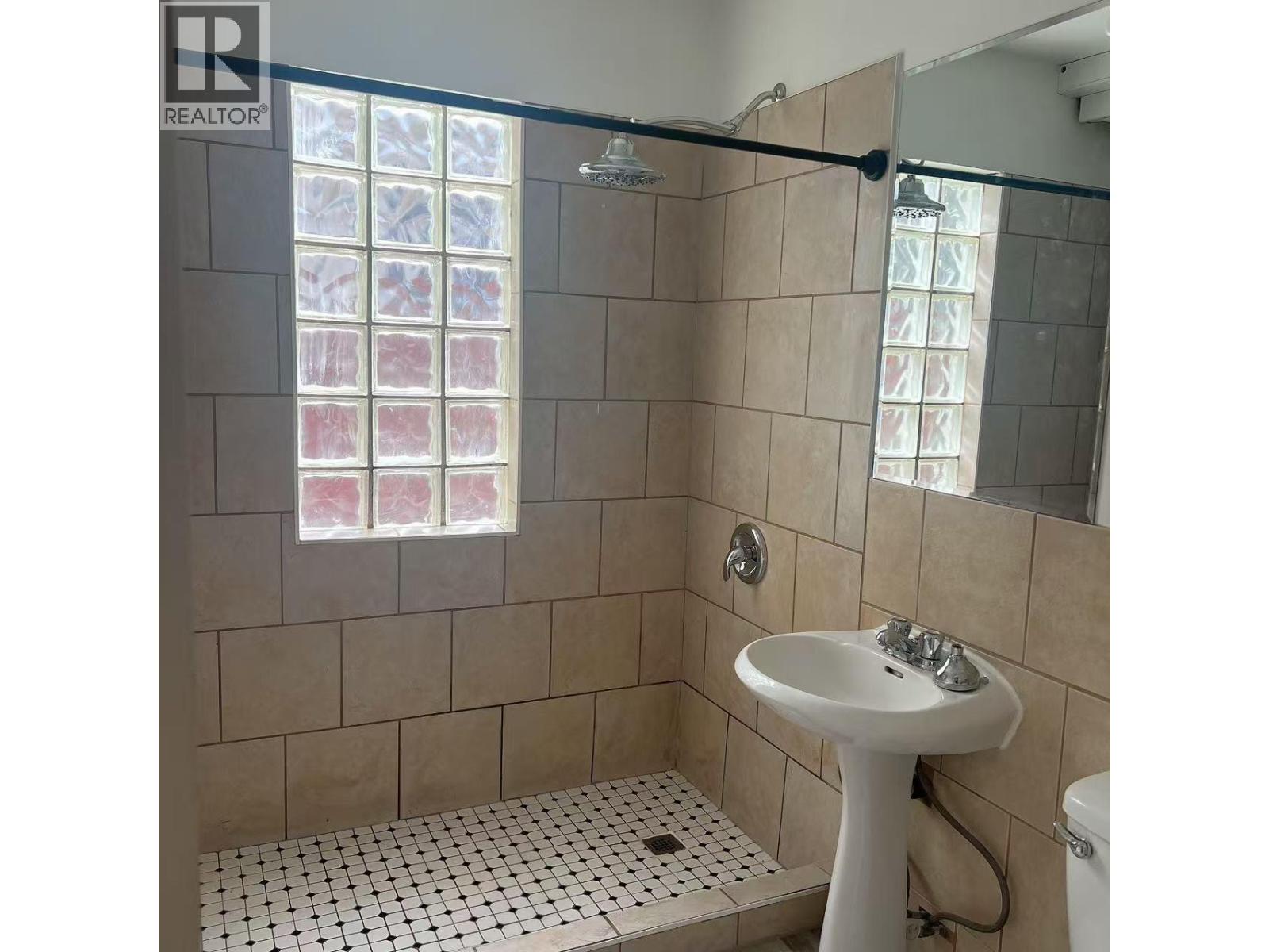 600 Wade Avenue W Property Photo 13