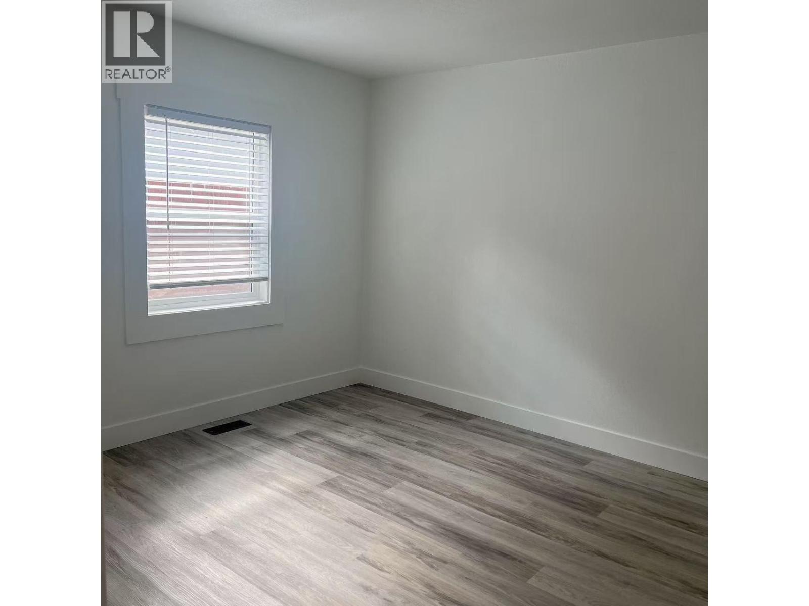 600 Wade Avenue W Property Photo 14