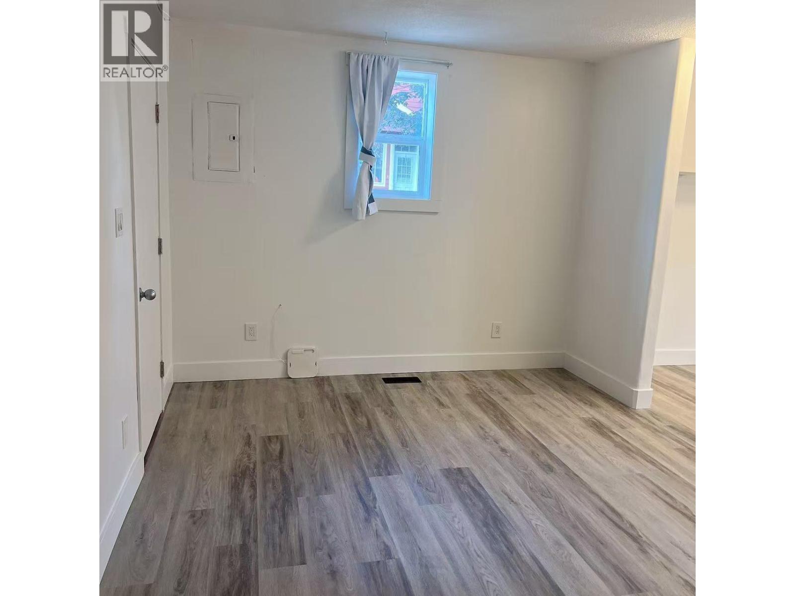 600 Wade Avenue W Property Photo 20