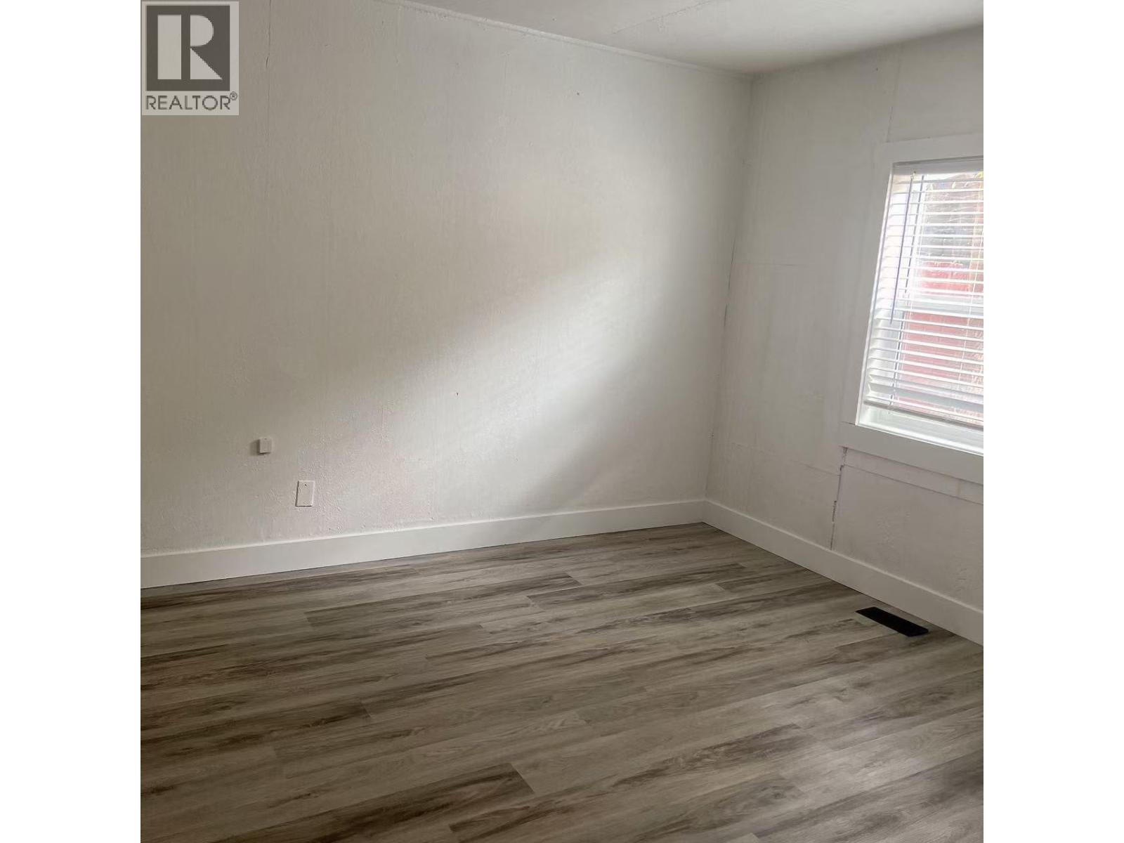 600 Wade Avenue W Property Photo 26